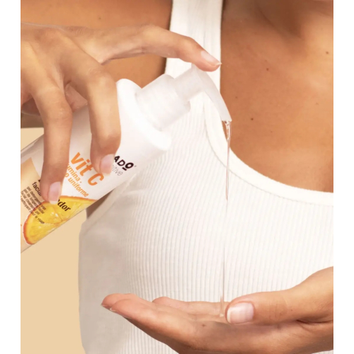 Agrado  - Gel detergente viso alla vitamina C - Pelle spenta