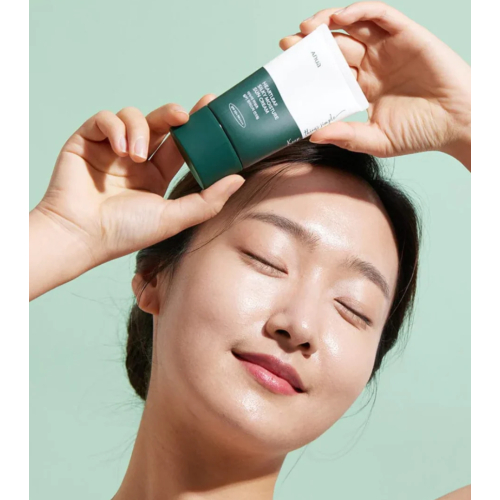 Anua - Protezione solare per il viso Heartleaf Silky Moisture SPF50+ PA++++