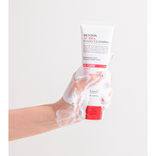 Benton - Gel detergente AC BHA per pelle grassa