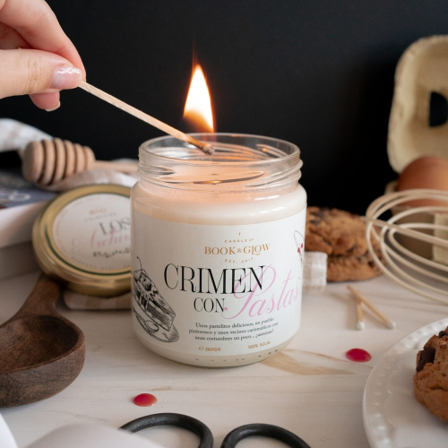 Book and Glow - *Los Archivos* - Candela di soia - Crimen Con Pastas