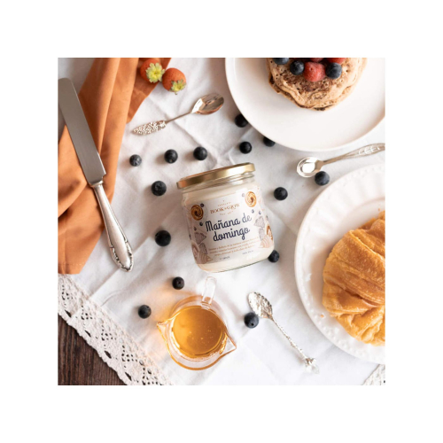 Book and Glow - *Perfect Moments* - Candela di soia - Mañana de domingo