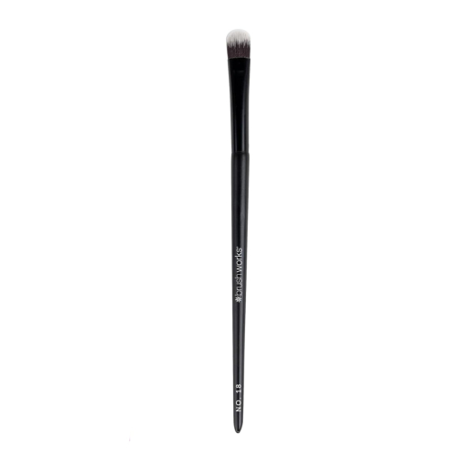 Brushworks - Pennello per occhi Flat Eye - Nº 18