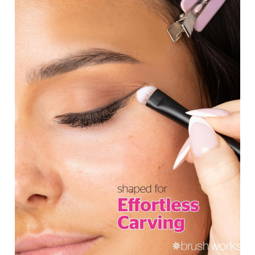 Brushworks - Pennello per occhi Carving Brush - Nº 17