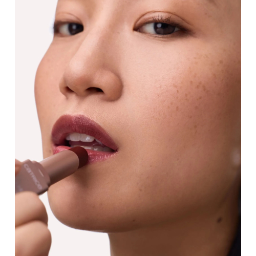 Catrice - Balsamo labiale Bare Glow - 020: Warm Mahogany