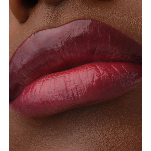 Catrice - Balsamo labiale Bare Glow - 030: Dark Ruby Red
