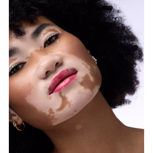 Catrice - Balsamo per le labbra Butter Drippin - 050: Cherry Delicious