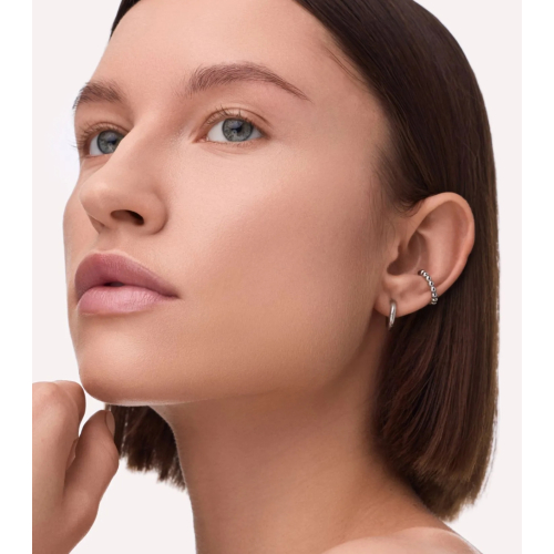 Catrice - Base di trucco illuminante Skin Like - 030N