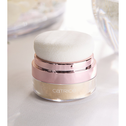Catrice - *Brides & Besties* - Illuminante corpo in polvere Dream Cushion