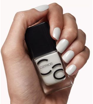 Catrice - Smalto per unghie Fashion ICONails - 175: Too Good To Be Taupe