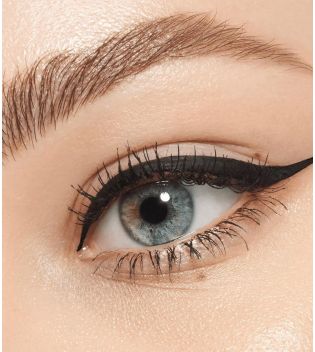 Catrice - Eyeliner liquido waterproof Inchiostro - 010: Best in Black