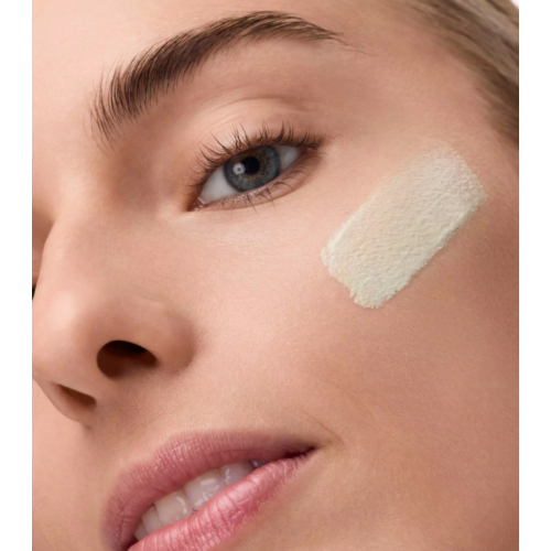 Catrice - Crema idratante correttrice del colore CC Skin Perfector