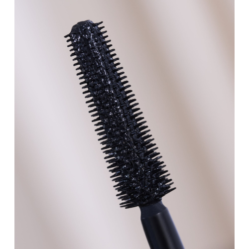 Catrice - *Valentine Who?* - Glam & Doll Mascara