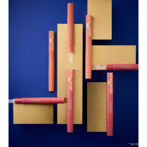 Catrice - *Wonder Woman* - Balsamo per labbra Magic - 010: Love