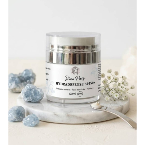Diana Piriz Cosmetics - Crema solare per il viso Hydradefense SPF50+