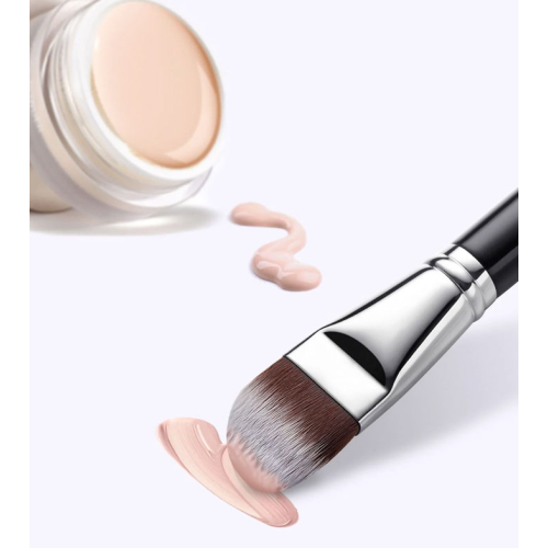 Eigshow - Pennello per fondotinta F625