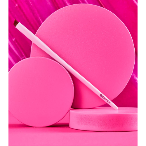 essence - pennello eyeliner.