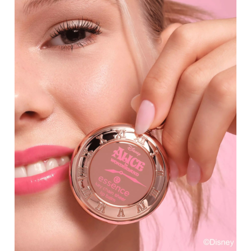 essence - *Alice in Wonderland* - Balsamo labbra portachiavi - 01: Late But Cute