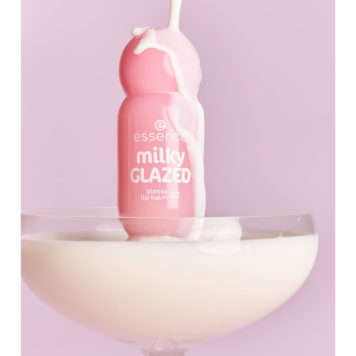 essence - Balsamo labiale Milky Glazed - 02: Strawberry Whip