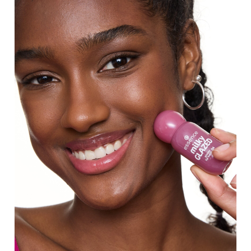 essence - Balsamo labiale Milky Glazed - 04: Berry Au Lait
