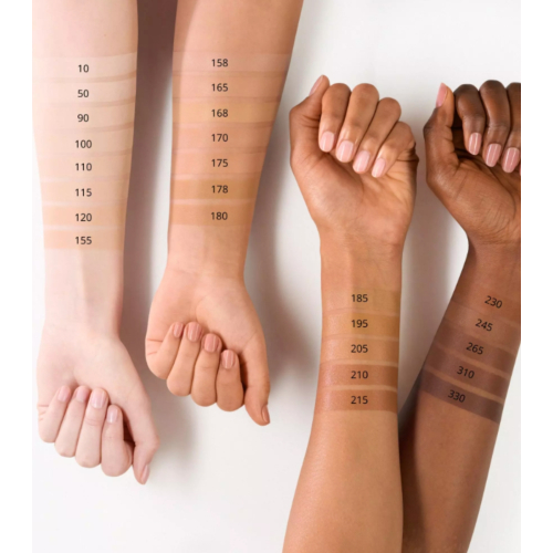 essence - Fondotinta Silky Blur Hydrating Longwear - 110