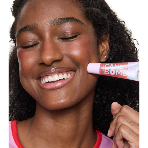 essence - Brillo di labbra Candy Bomb - 01: Cotton Candy