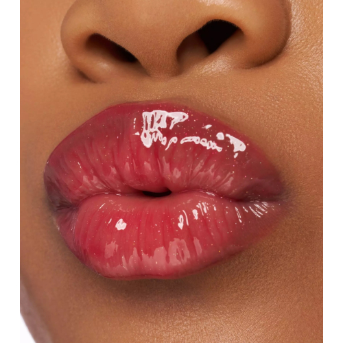 essence - Lucidalabbra Chili Bomb - 01: Strawberry Salsa