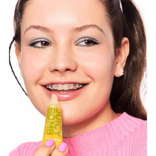 essence - Lucidalabbra Juicy Bomb - 106: Mellow Mango