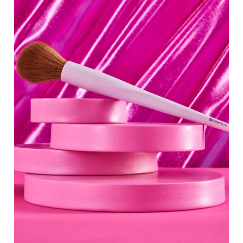 essence - Pennello per fard e illuminante