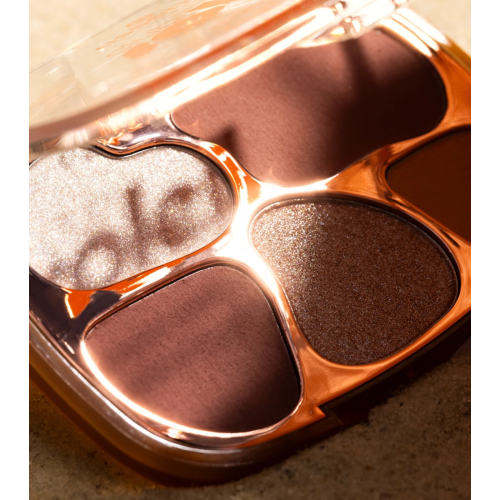 essence - *Club Soleil* - Palette di ombre - Soleil? Say no more!