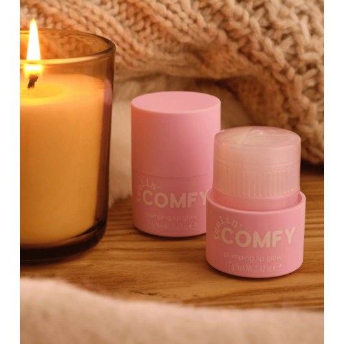 essence - *Feelin' Comfy* - Lucidalabbra volumizzante