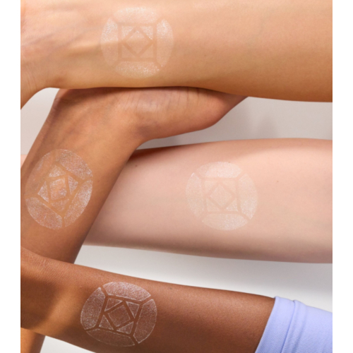 essence - Stick illuminante Baby Got Diamond