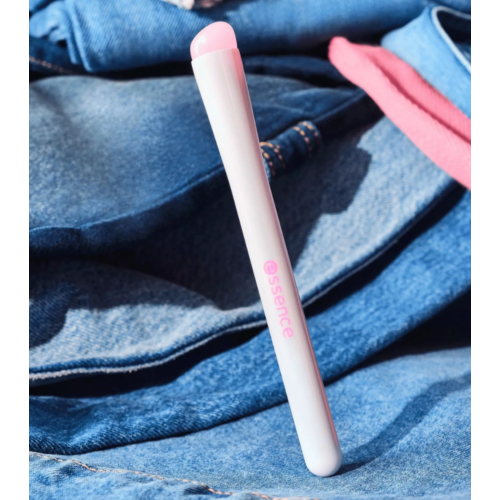 essence - *Jeans Club* - Pennello in silicone per labbra e guance
