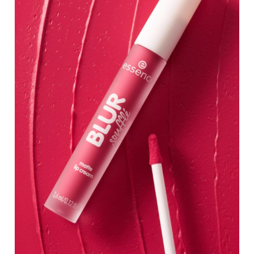 essence - Rossetto opaco dal finish sfumato BLUR soufflé - 04: Main Feed