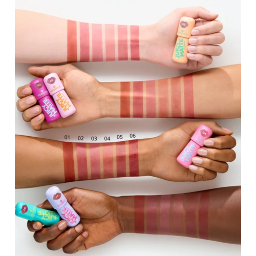 essence - Mousse labiale Juicy Matte - 02: Featherlight Pink