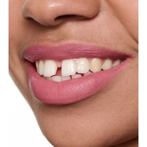 essence - Mousse labiale Juicy Matte - 03: Nude Pink