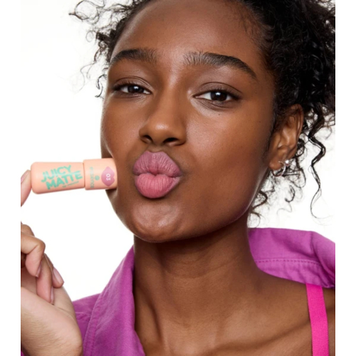 essence - Mousse labiale Juicy Matte - 03: Nude Pink