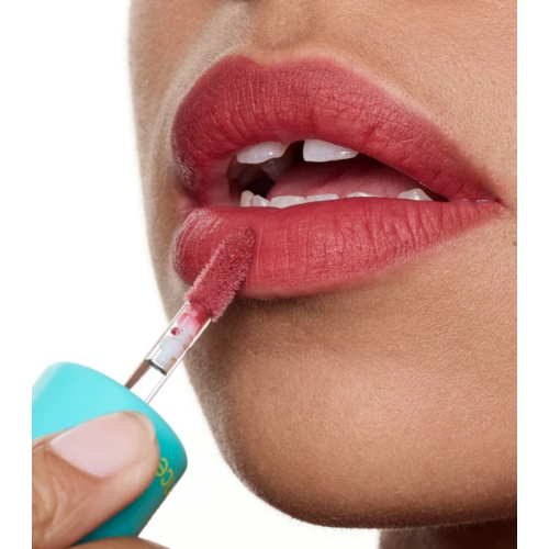 essence - Mousse labiale Juicy Matte - 06: Midnight Rose