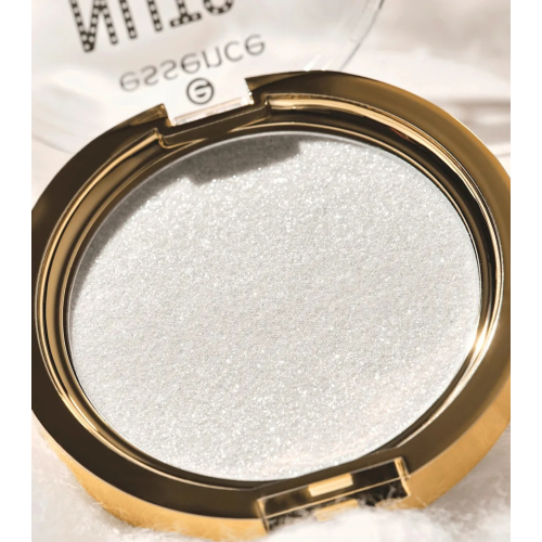 essence - *Nuts About You* - Illuminante in polvere - Sugar Plum Fairy's Dust