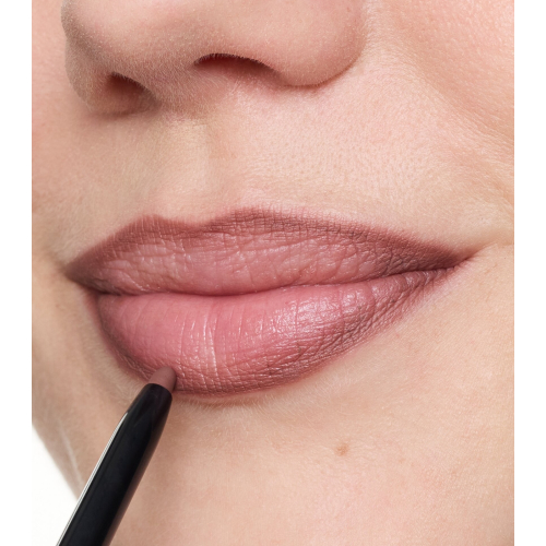 essence - Matita labbra 8h Matte confort - 24: Coffee Date