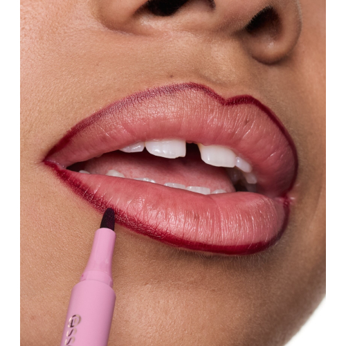 essence - Profilo labbra Line & Stain! - 01: Everyone`s Nude-Pink
