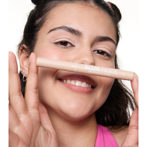 essence - Ombretto in stick Blur Nude - 01: Vanilla Foam