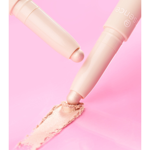 essence - Ombretto in stick Blur Nude - 05: Oat Milk Glow