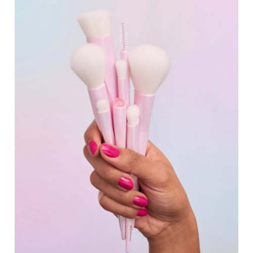 essence - *The Little Mermaid* - Pennello per labbra Blur & Blend