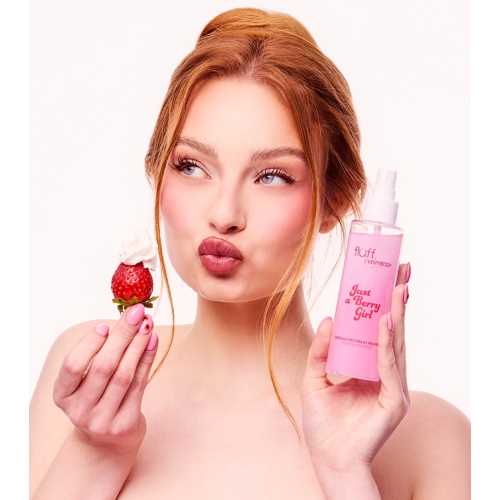 Fluff - *Everybody London x Fluff* - Spray per corpo e capelli Just a Berry Girl