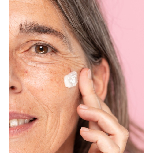 Freshly Cosmetics - Crema viso depigmentante Lotus Radiance Dark Spot Treatment