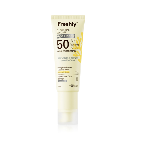 Freshly Cosmetics - *D+ Natural Suncare* - Protezione solare per il viso Age-Repair SPF50