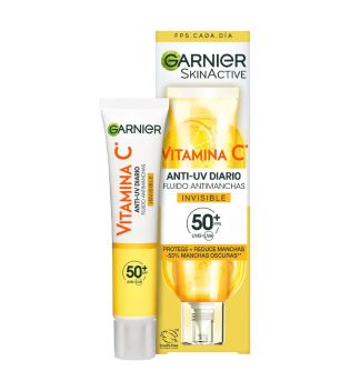 Garnier - *Skin Active* - Fluido quotidiano antimacchia e anti-UV con Vitamina C SPF50+ - Invisibile