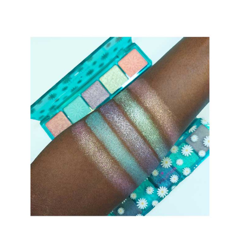 I Heart Revolution - Palette di ombretti Mini Match - Oops A Daisy