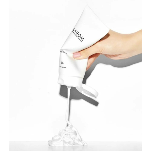 LAGOM - Detergente viso schiumogeno Cellup Ph Cure