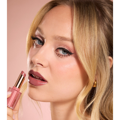 Makeup Revolution - Rossetto Pout Lip Gloss Stick - Creme Brulee Mauve